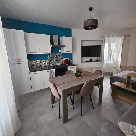 Sarl La Famille 1 Leilighet Angoulême Eksteriør bilde